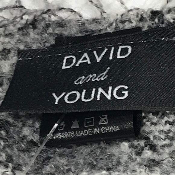 DAVID AND YOUNG Black Plaid Square Scarf  Stylish & Cozy  NWT - Picture 7 of 12